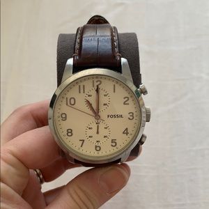 Men’s brown leather band fossil watch